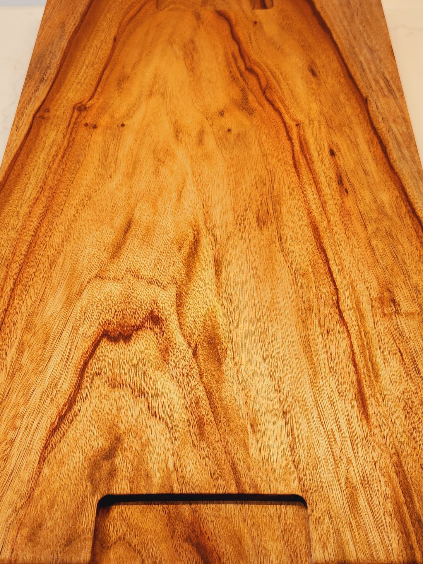 Camphor Laurel serving board